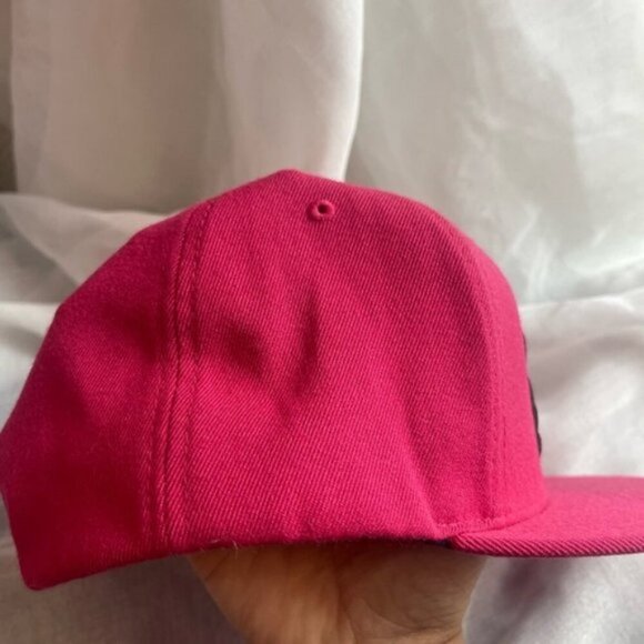 Mitchell & Ness Pink Snapback Hat Bold Logo - Picture 3 of 8
